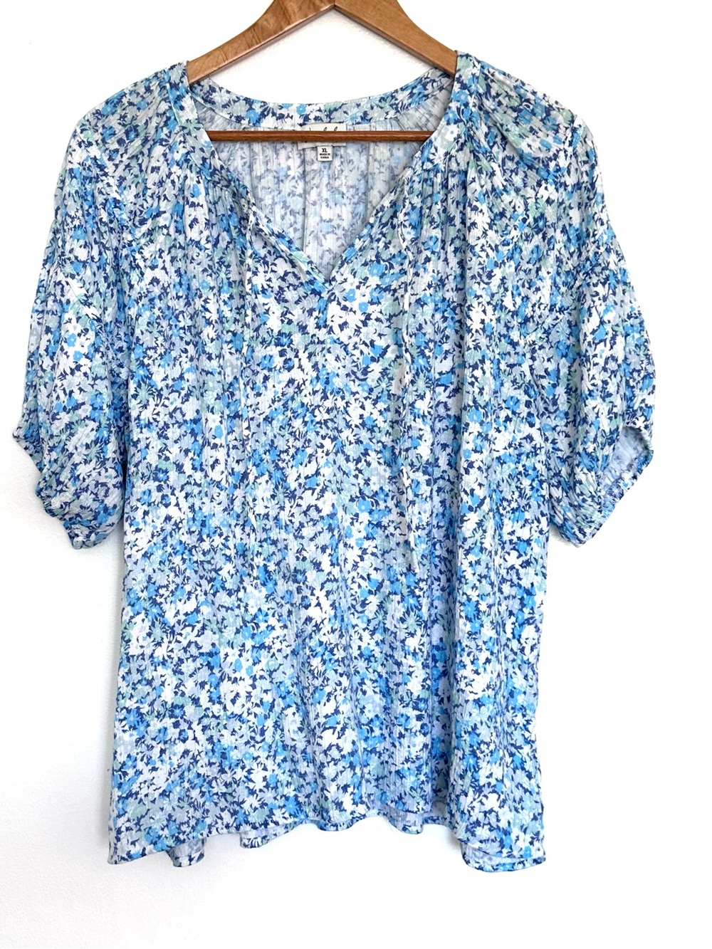 Wonderly Shirt Women’s XL Floral Short Sleeve Lightweight Top